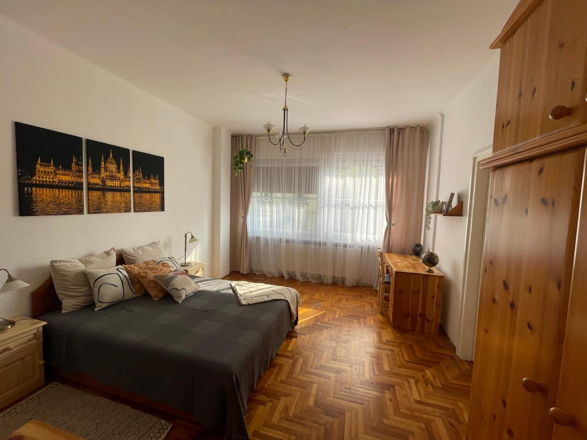 Bright & Spacious Riverside Apartment With Balcony Budapest Exterior photo